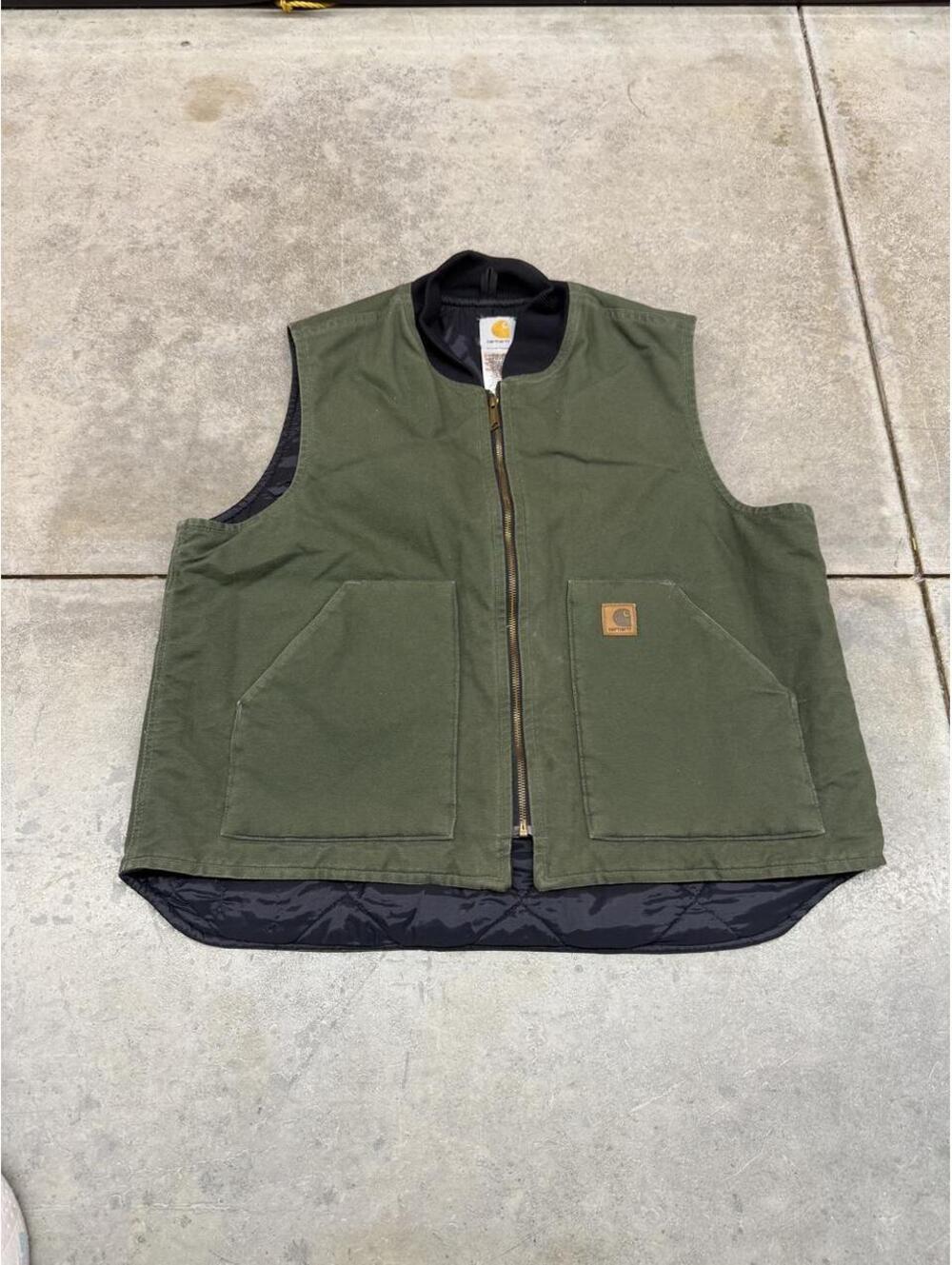 vintage carhartt olive green insulated zip up workwear vest size xl